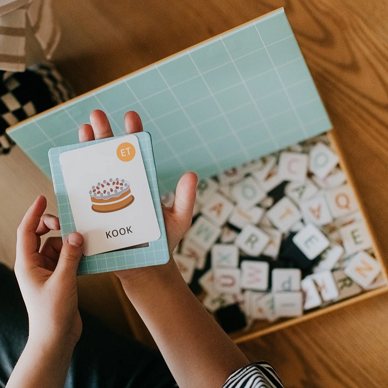 tähestikumäng inglise eesti õppimiseks magnetmäng sõnastik mängukohver