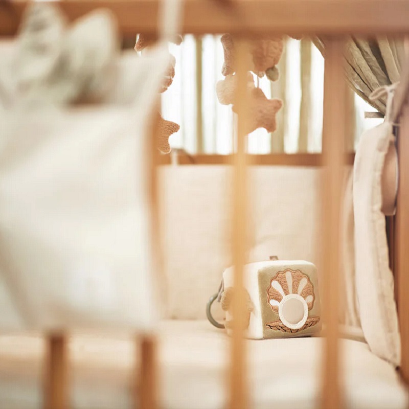 riputatav mänguasi vankrimänguasi õhukarussell ohutu kaisukas beebile lapsele aktiivsuskuubik