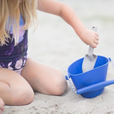 Scrunch kokkuvolditav ämber silikoonist liivakastimänguasjad