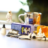 realistlike inimfiguuride kompelkt kosmos astronaut