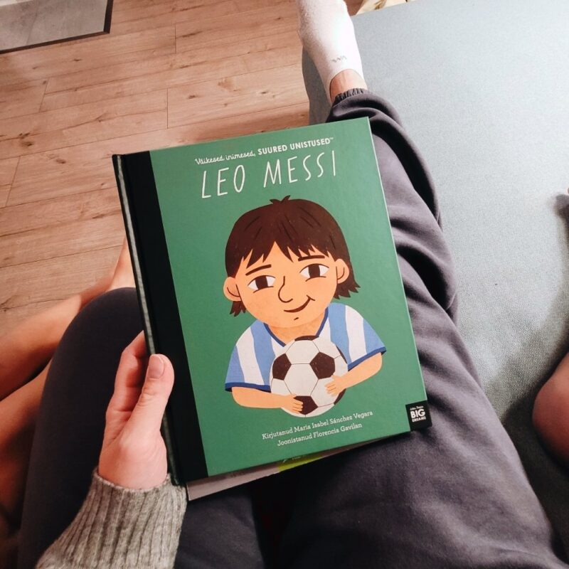 Elulooga raamat "Väikesed inimesed, suured unistused - Leo Messi"