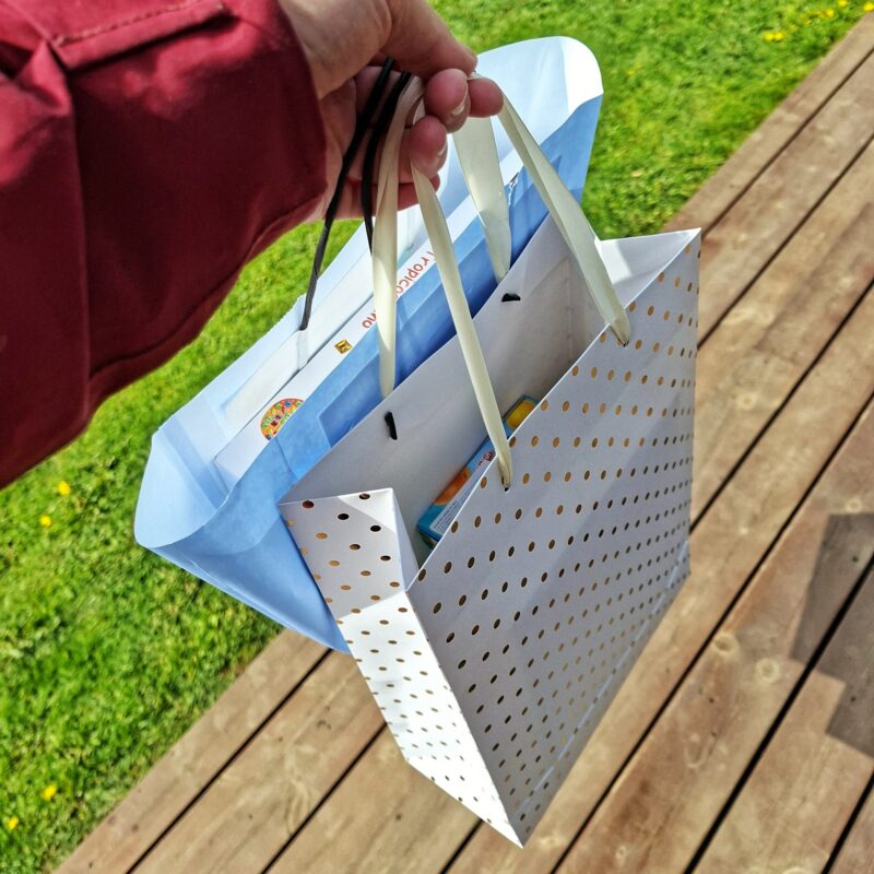 Kinkekott "Kuldsed täpid", L-suurus, 33x10x24cm