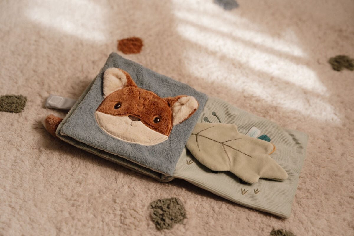 sensoorne pehme mänguraamat tegeleusraamat katsu ja tunne beebiraamat pehmete lehtedega little dutch