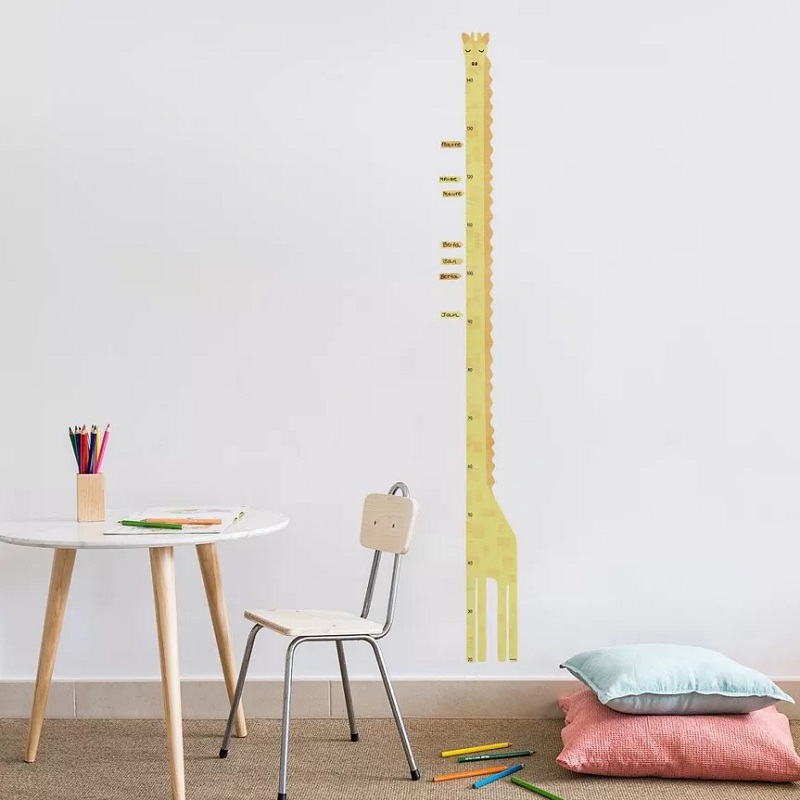 Korduvkasutatav ja eemaldatav kasvukleeps – ideaalne lahendus üüripindadele ja lastetuppa.