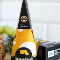 Sokid kinkepakendis Eesti Juust – lõbus kingiidee