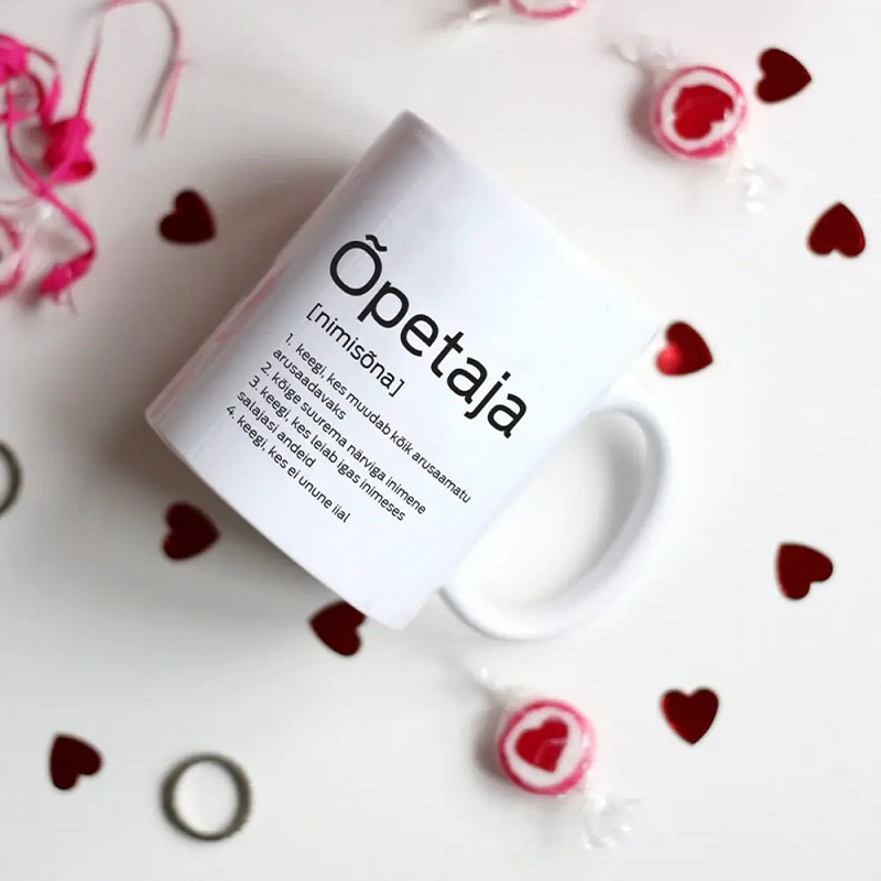 Südamlik kingitus õpetajale kaunis kinkekarbis