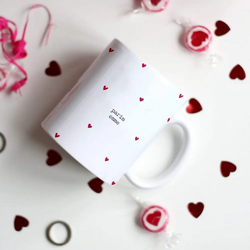 Emadepäeva kingitus – elegantne disainkruus parimale emale