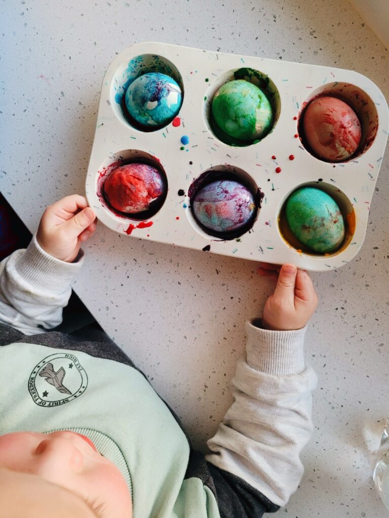 Munadepüha tegevused lastele!