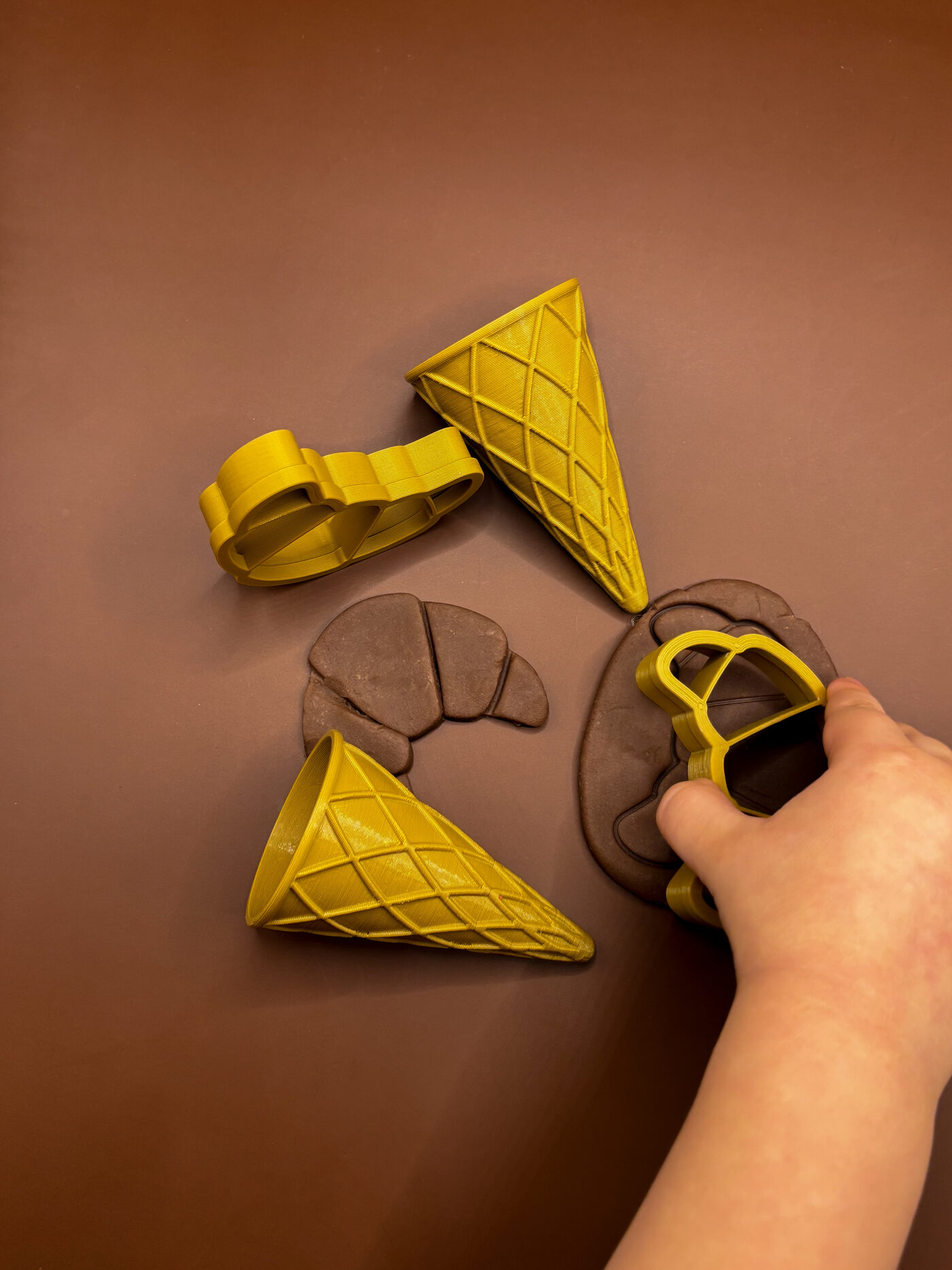 MICI plastiliinivormid jäätisetuutud ja jäätisevahvlid voolimiseks, meisterdamiseks ja sorteerimismängudeks