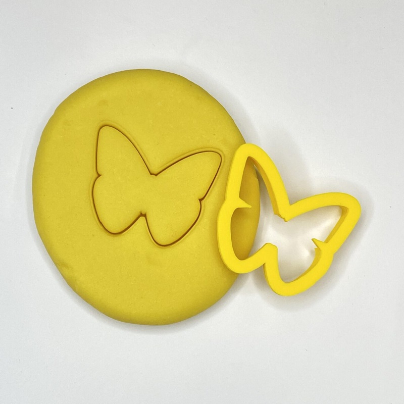 Lastele sobivas suuruses MICI vorm – ideaalne voolimismassi, taigna või liivaga mängimiseks