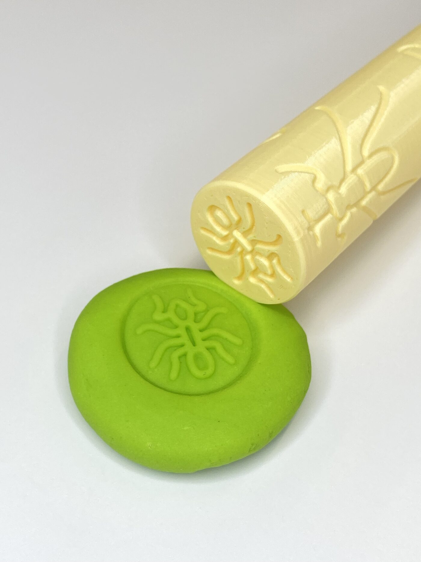 Sensoorne MICI mustriga rull templi ja dekoratiivse mustriga