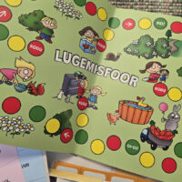 Lugemismängude kogumik 2 lastele karbis koos üheksa mänguga