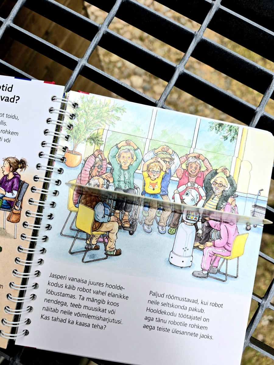 „Aga miks? Robotid“ – klappidega raamat lastele
