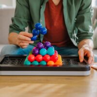 IQ Puzzler Pro XXL loogikamäng lastele IQ Puzzler Pro XXL loogikamäng lastele