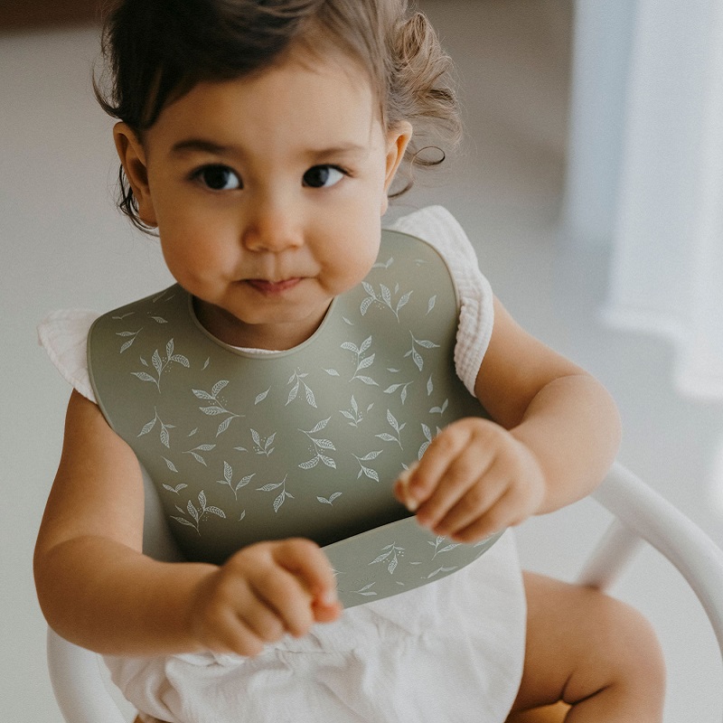 Zakuw reguleeritav silikoonist söögipõll beebile ja pudipõll väikelapsele