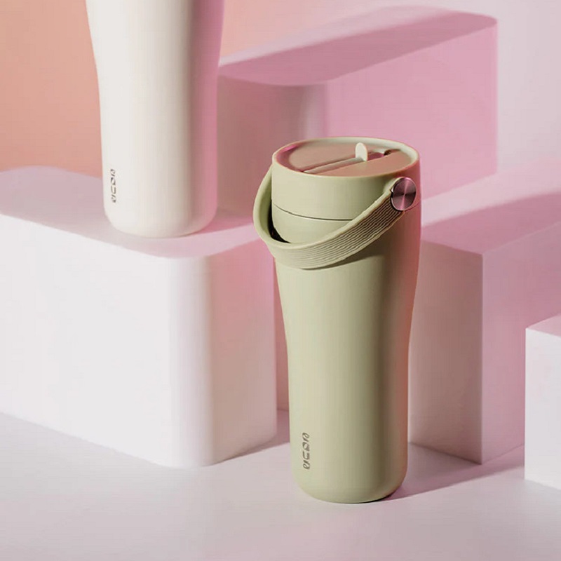 EQUA roostevabast terasest termospudel Carry Cup kõrrega ja puhastusharjaga