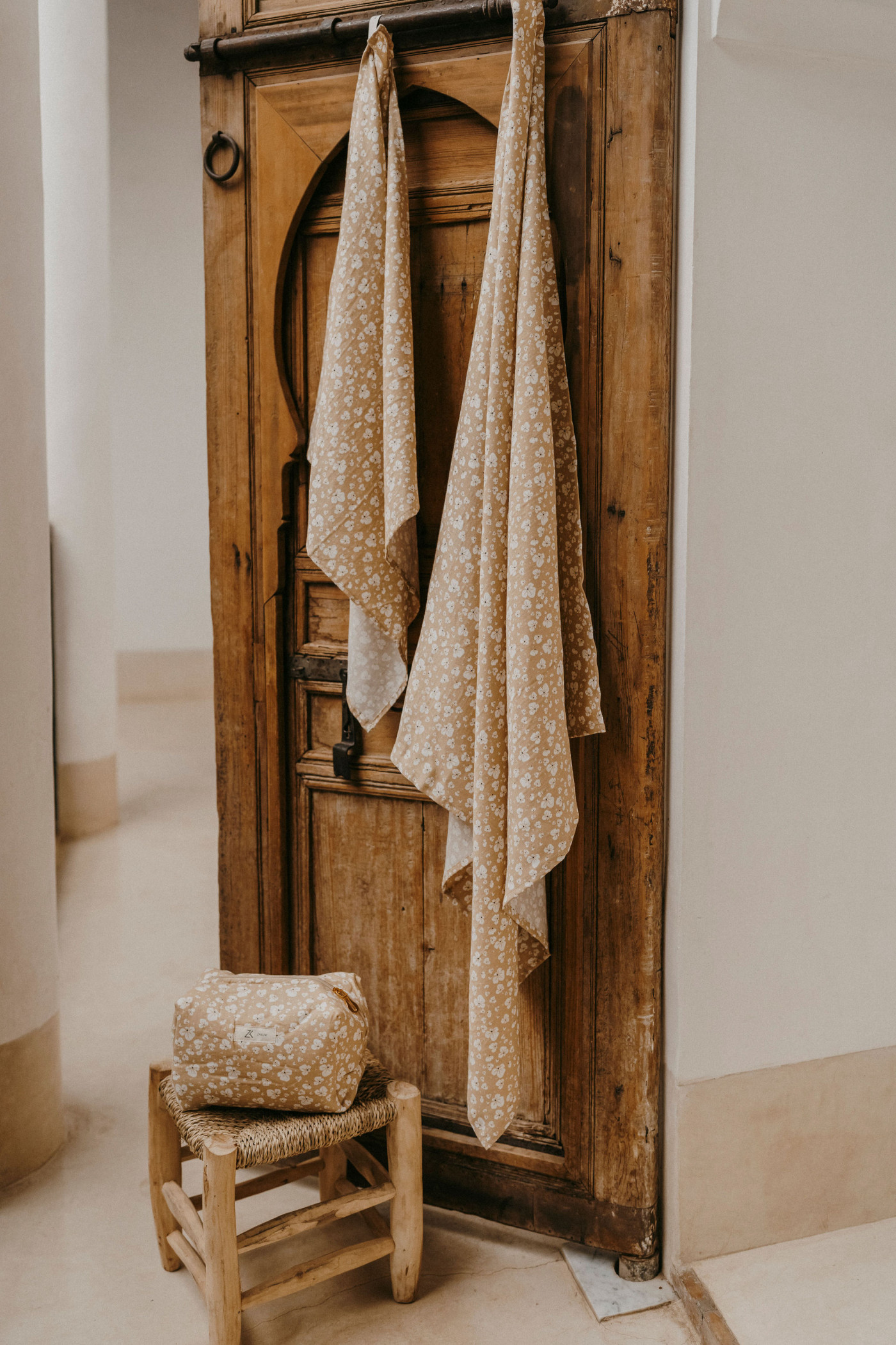 kinkepakendis suur beebi musliintekk Zakuw mähkimiseks, tekiks kui ka kingituseks katsikule