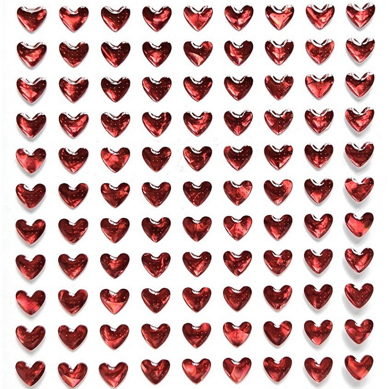 Ruumilise efektiga südamekujulised kristallkleebised
