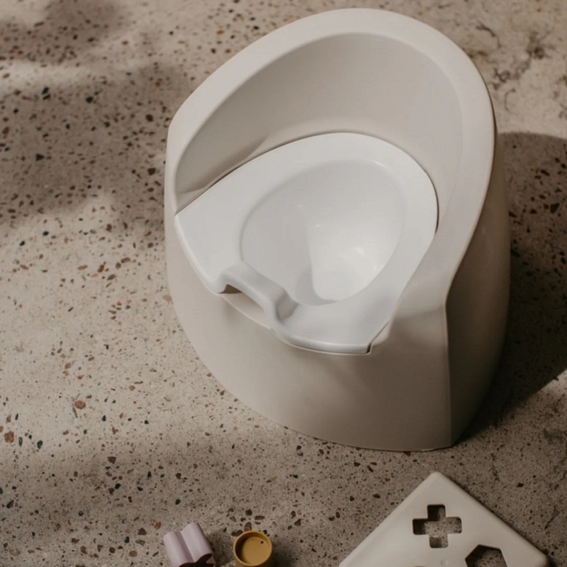 Eemaldatava sisuga Quax pissipott: Mugav ja ergonoomiline valik potitreeningu alustamiseks