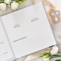 Beebiraamat „Minu Esimesed Aastad“ – täidetav mälestusteraamat lapse esimeste hetkede jäädvustamiseks