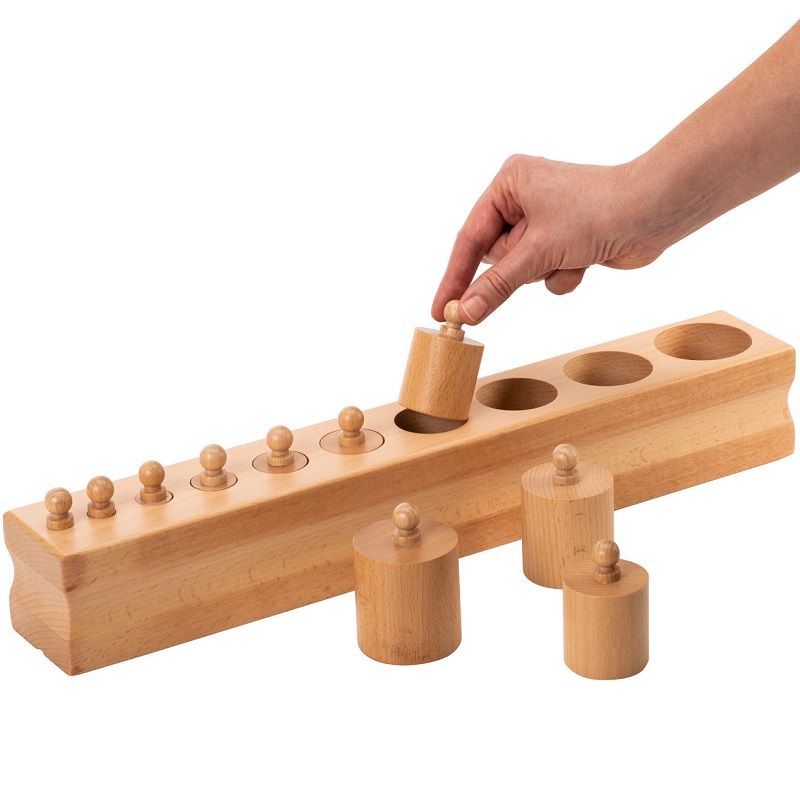 Montessori nupusilindrite komplekt – silindrite ja proportsioonide tundmaõppimiseks