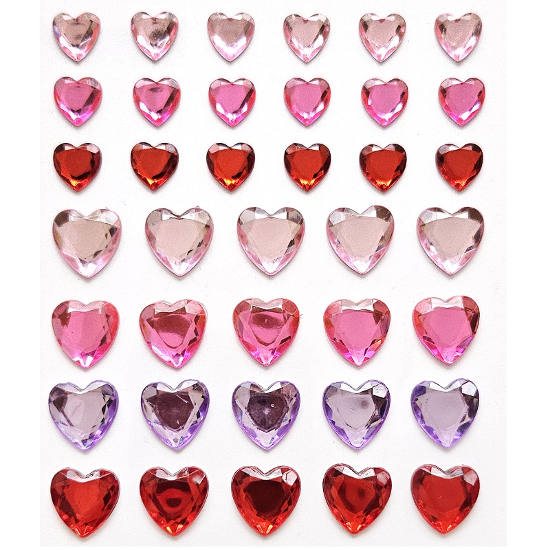 Ruumilise efektiga südamekujulised kristallkleebised
