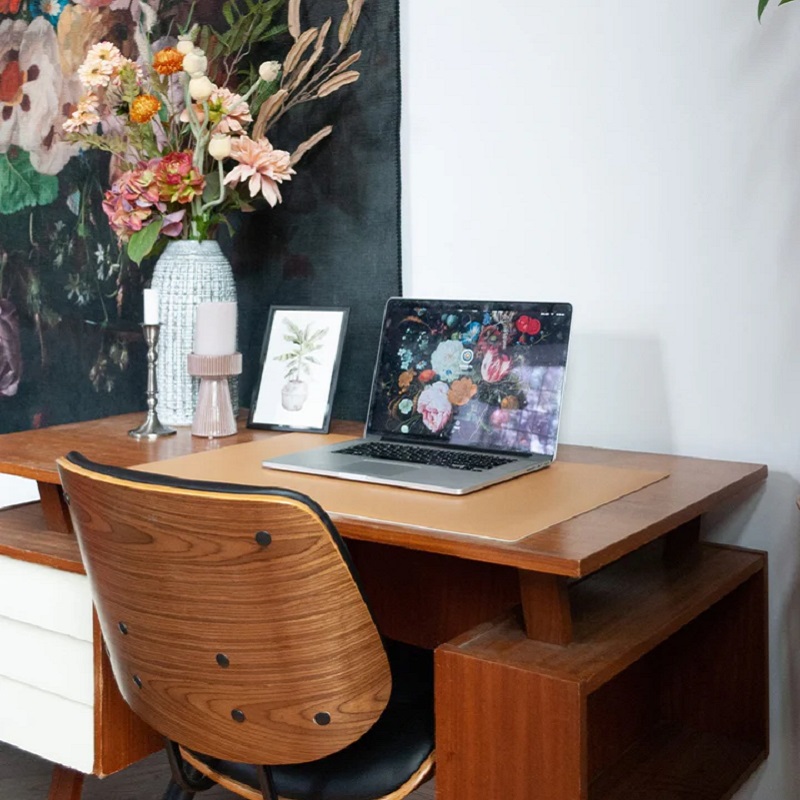 Eeveve suur lauamatt – veekindel ja libisemiskindel kaitsematt igapäevaseks kasutamiseks.