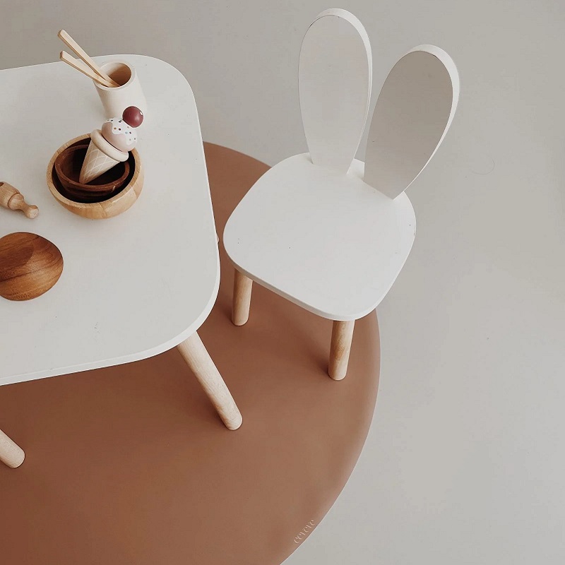 Eeveve põrandamatt – veekindel ja libisemiskindel kaitsematt igapäevaseks kasutamiseks.