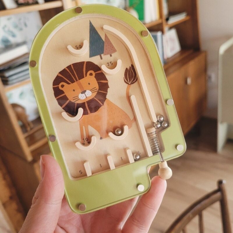 Puidust osavusmäng "Lõvi pinball"