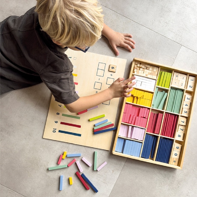 Mahukas ja suur puidust matemaatikamäng arvutamise õppimiseks ja mõistmiseks