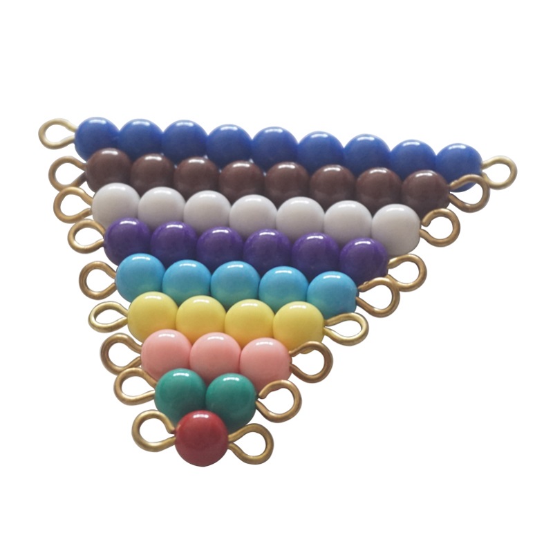 Montessori värviline helmekolmnurk arvutamisoskuste arendamiseks