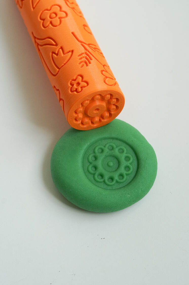 Lastele mõeldud mustriga mustrirull voolimismassi jaoks