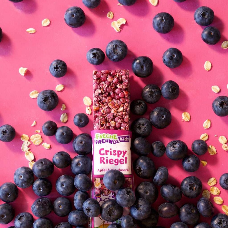 Freche Freunde orgaanilised müslibatoonid mustika ja õunaga Freche Freunde Crispy Riegel Apfel & Blaubeere müslibatoonid lastele
