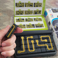 SmartGames IQ Circuit loogikamäng 8+ IQ Circuit puslemäng lastele ja täiskasvanutele
