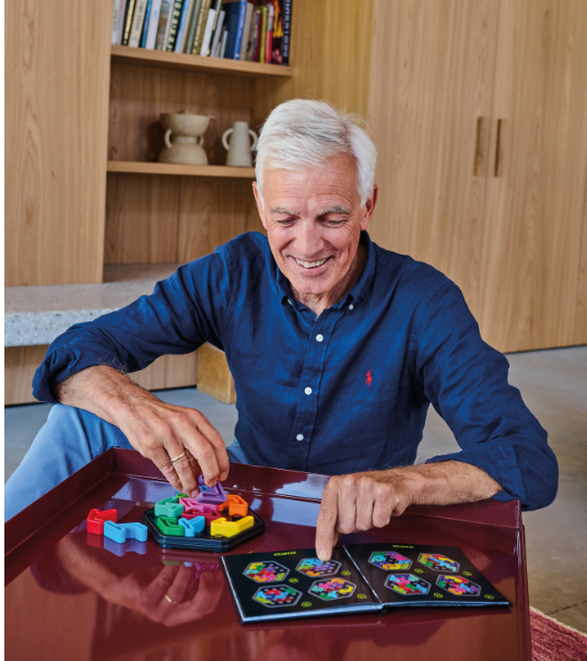 SmartGames IQ heksagoon loogikamäng kaasaskantava karbiga