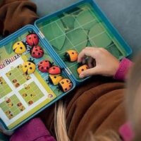 SmartGames Nuputriinid loogikamäng kaasaskantavas karbis SmartGames Nuputriinid loogikamäng kaasaskantavas karbis