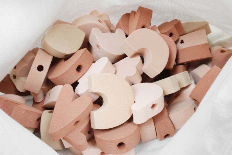 vanPauline Nöörimismäng hoiukotiga – helmeste lükkimine ja peenmotoorika