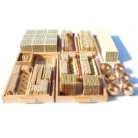 Montessori Golden Bead Material kuldsete helmeste komplekt puidust karbiga Montessori Golden Bead Material kuldsete helmeste komplekt puidust karbiga kümnendsüsteemi õppimiseks