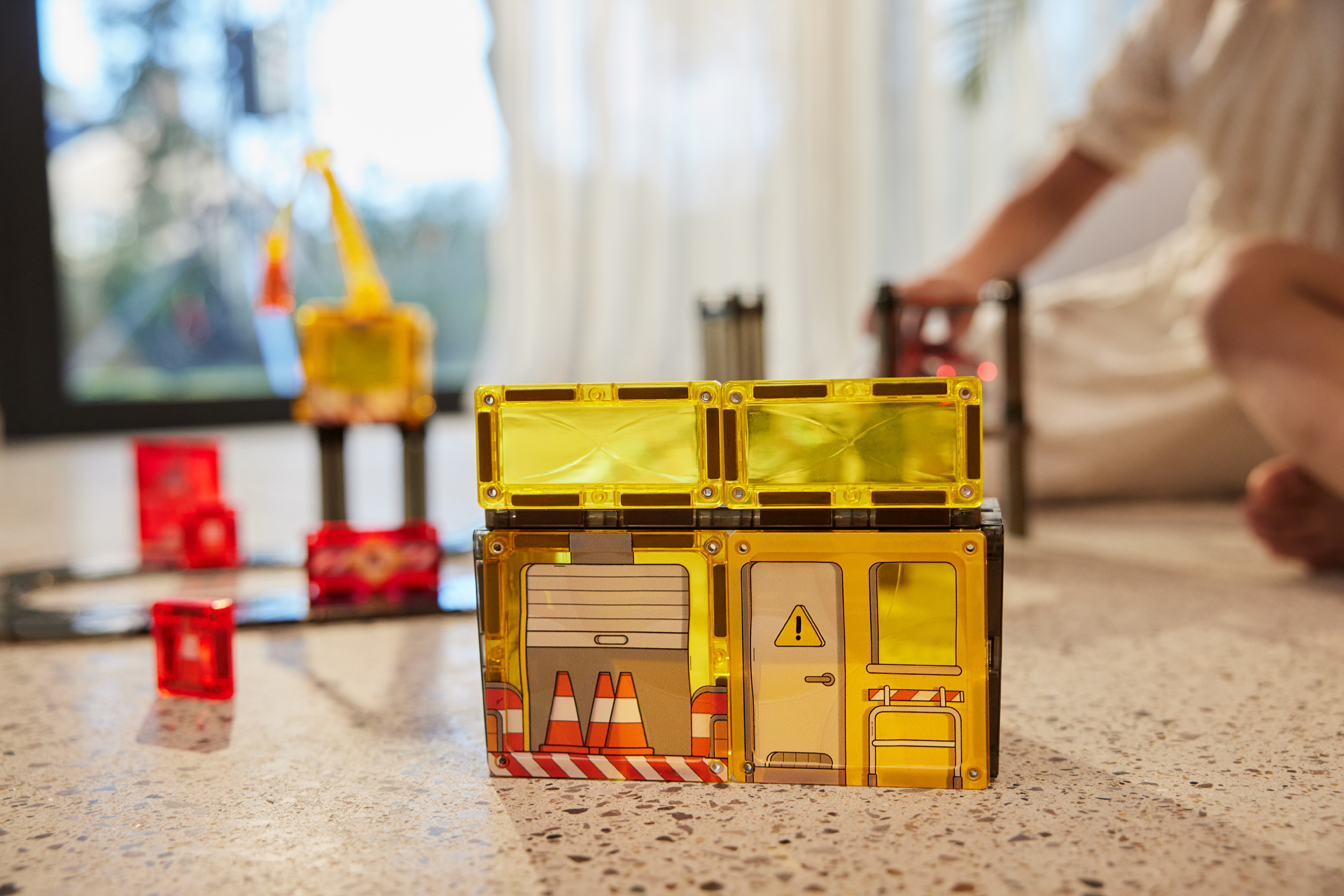 Cleverclixx Construction Builder magnetklotsid ehitusplatsi ja autorajaga 48 osa
