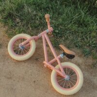 Little Dutch Pink jooksuratas lastele 12-tolliste ratastega ja reguleeritava sadulaga