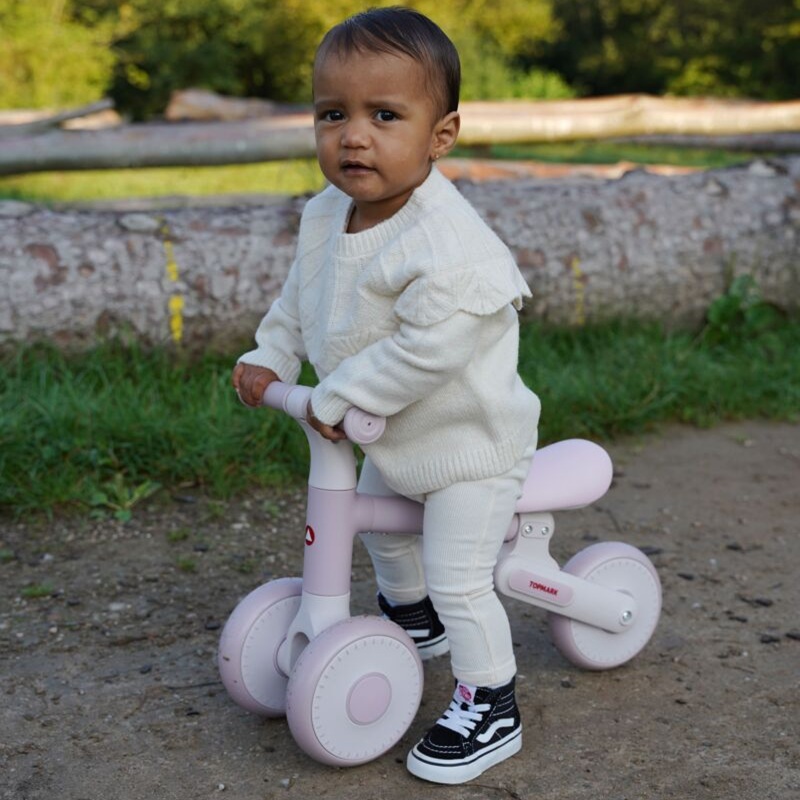 Little Dutch esimene kokkupandav jooksuratas lapsele