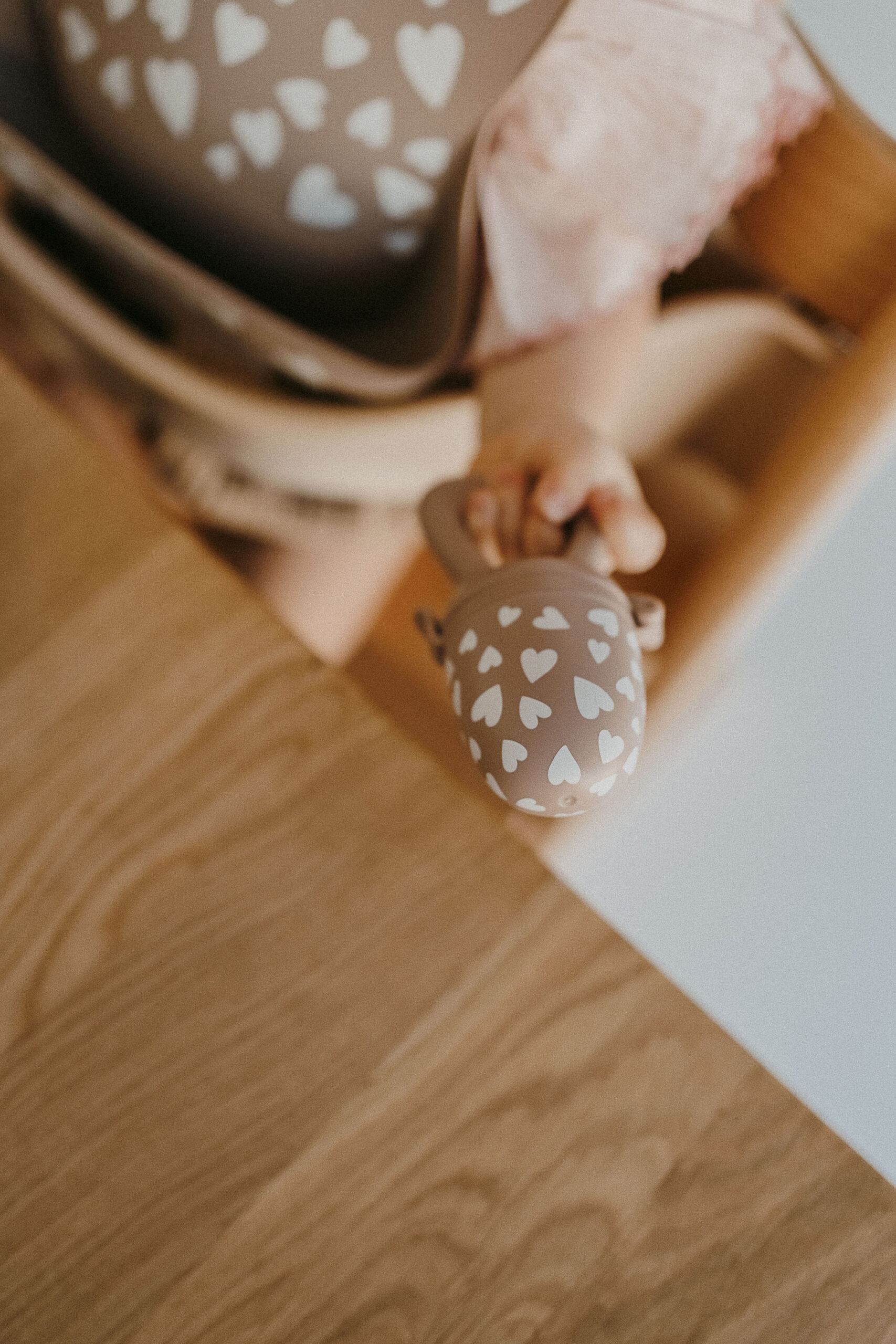 Zakuw toiduluti komplekt – elegantne ja ohutu söögilutt beebile uute maitsete avastamiseks.