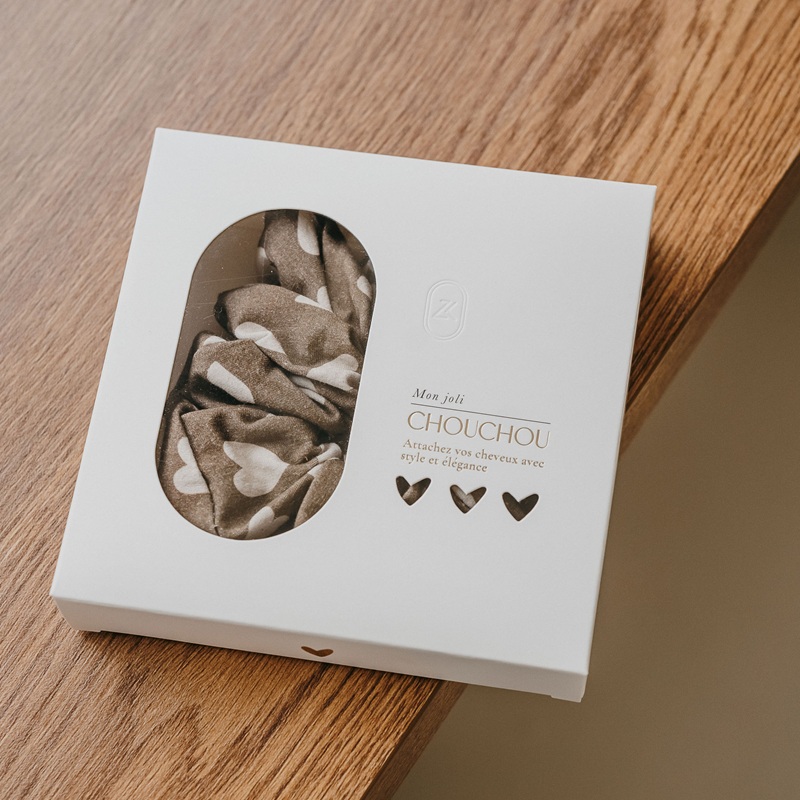 Zakuw Scrunchie patsikumm kinkekarbis – juustesõbralik aksessuaar