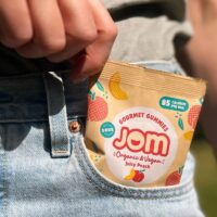 JOM mahedad hapukad virsikumaitselised kummikommid 25 g JOM mahedad hapukad virsikumaitselised kummikommid 25 g