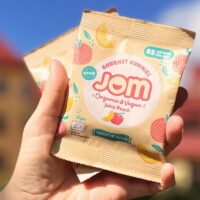 JOM mahedad hapukad virsikumaitselised kummikommid 25 g JOM mahedad hapukad virsikumaitselised kummikommid 25 g