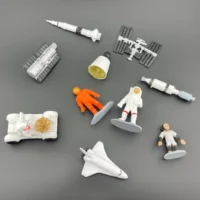 realistlike inimfiguuride kompelkt kosmos astronaut