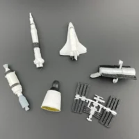 realistlike inimfiguuride kompelkt kosmos astronaut