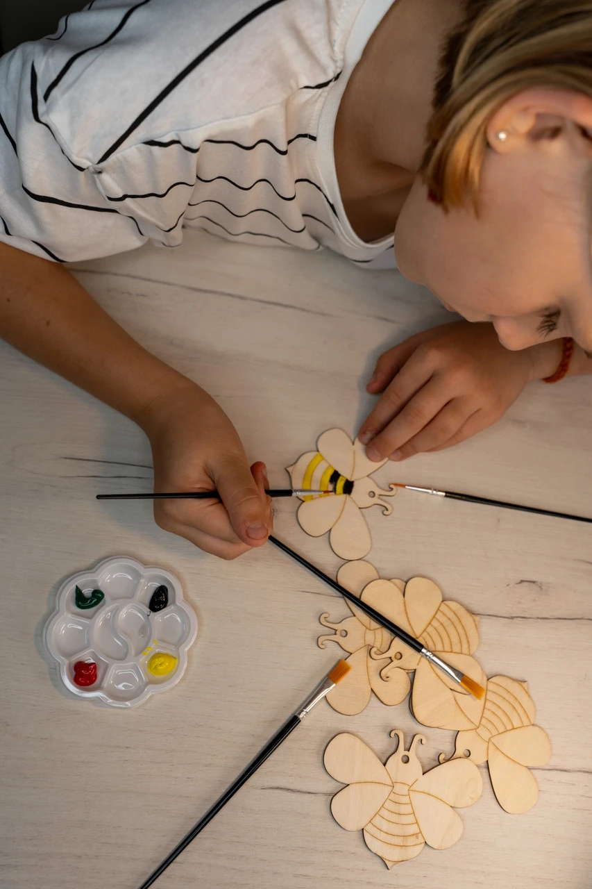 Mesilasvahast küünalde meisterdamise komplekt lastele ja peredele Tee ise mesilasvahast küünlad – looduslik meisterduskomplekt