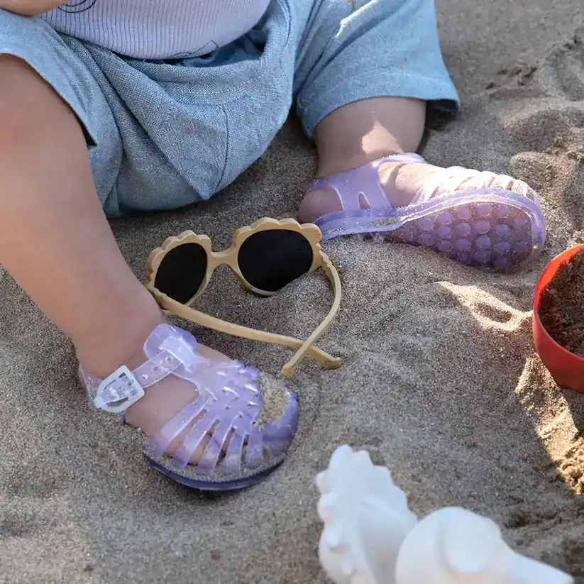 Kietla Lion päikeseprillid – purunematu raamiga beebiprillid