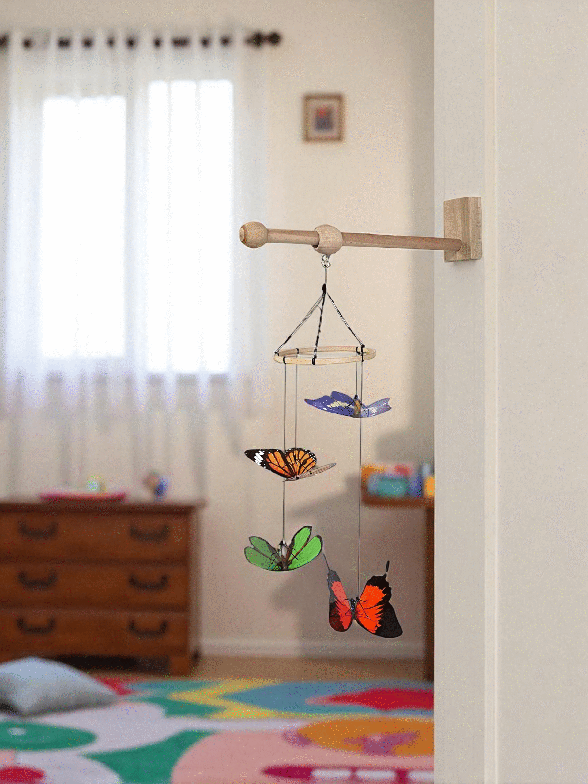 Puidust Montessori õhukarusselli hoidja